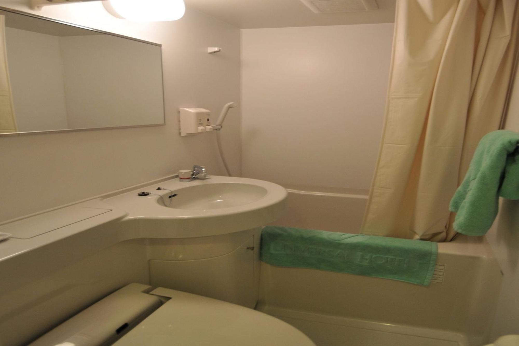 Hiroshima Ekimae Universal Hotel Екстериор снимка