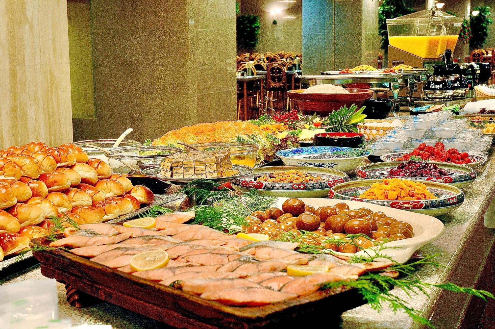 Hiroshima Ekimae Universal Hotel Екстериор снимка